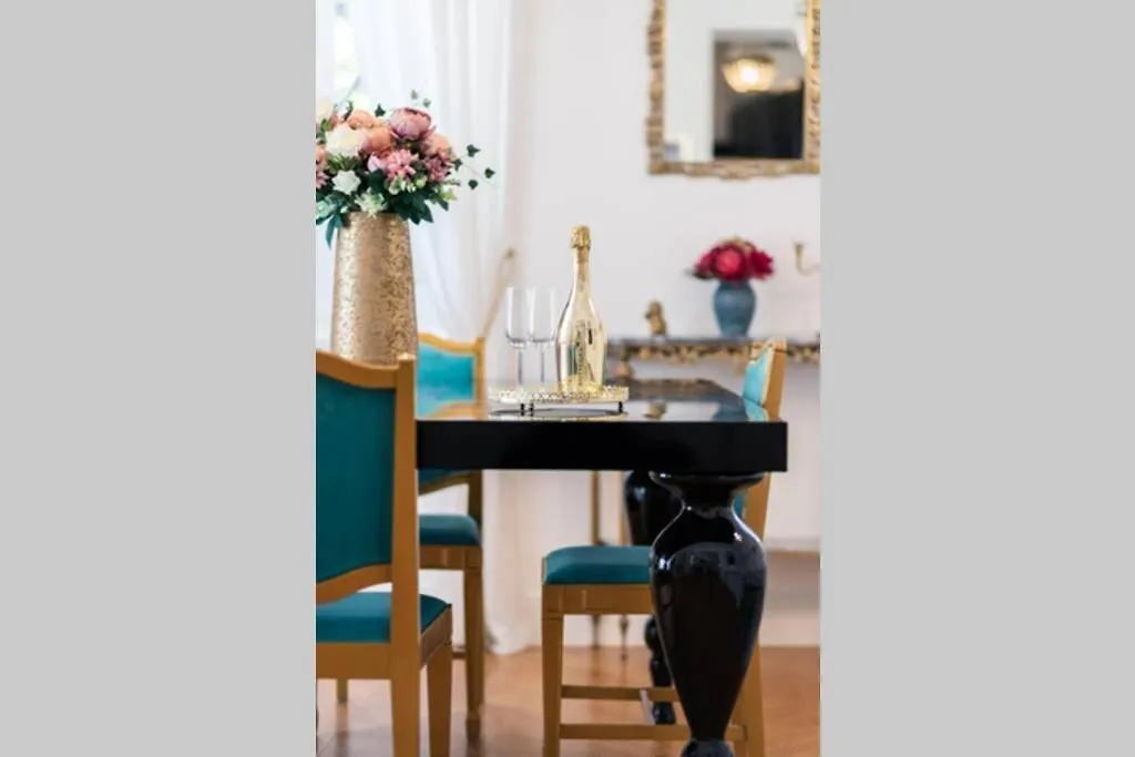 Luxurious Apartment Bella Lux In City Center With Free Parking Included! Split 0*,  Chorvatsko